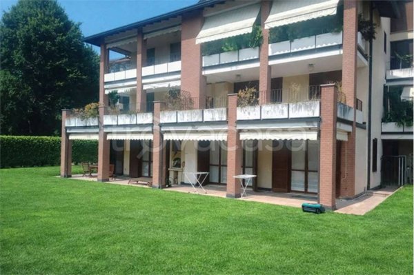 appartamento in vendita a Comerio in zona Mattello