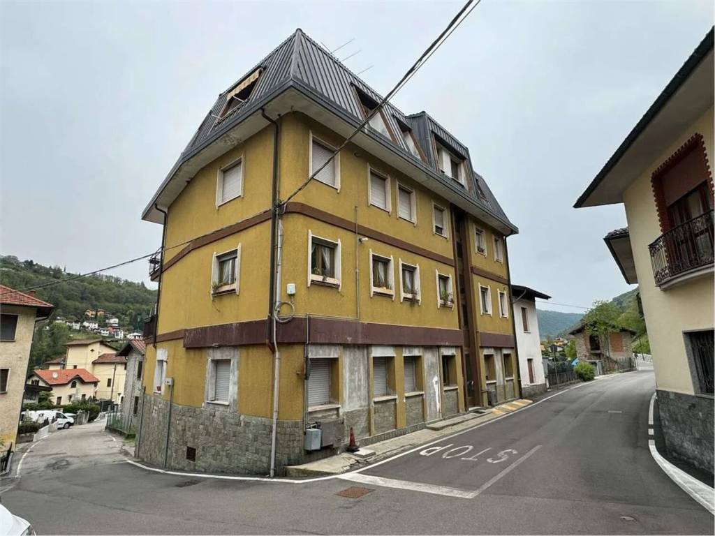 appartamento in vendita a Cremenaga
