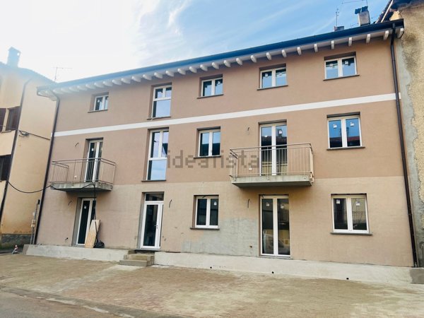 appartamento in vendita a Cremenaga