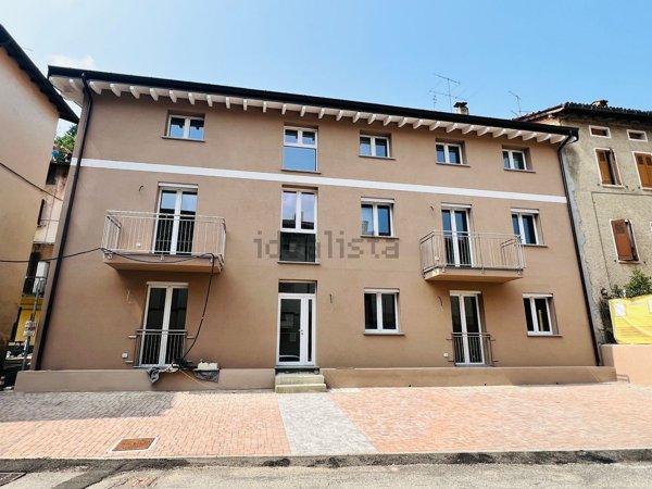 appartamento in vendita a Cremenaga