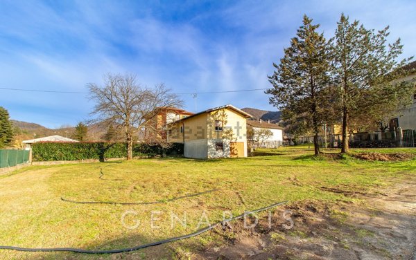 appartamento in vendita a Cremenaga