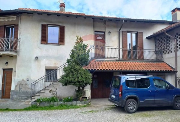 casa indipendente in vendita a Crosio della Valle