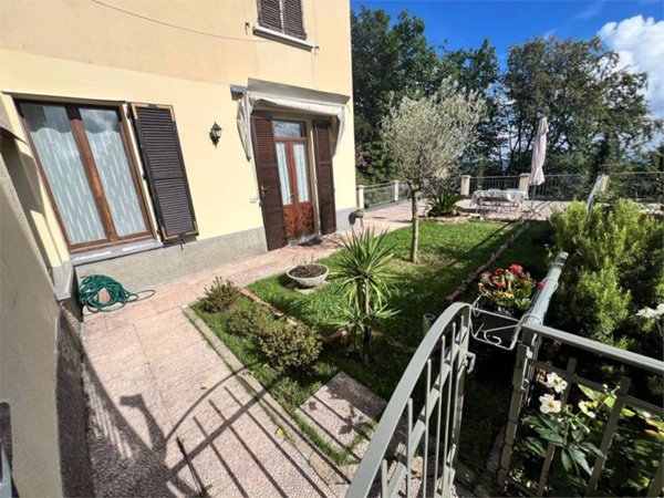 appartamento in vendita a Cuasso al Monte