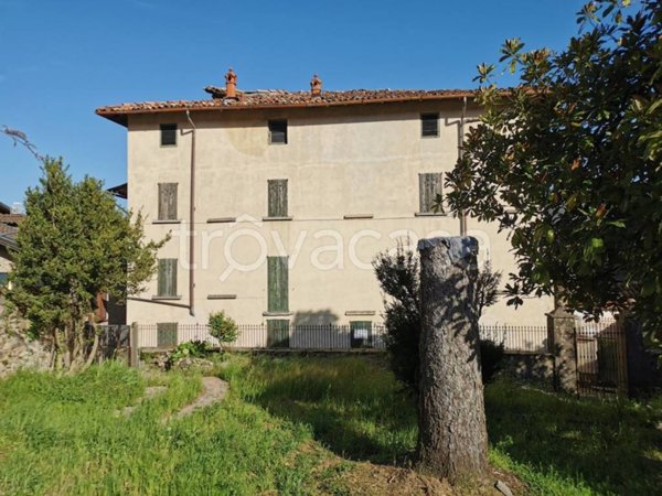 casa indipendente in vendita a Cuasso al Monte in zona Borgnana
