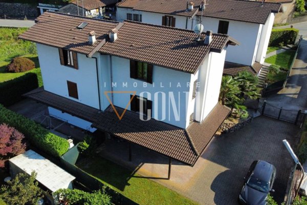 casa indipendente in vendita a Cuasso al Monte in zona Cuasso al Piano