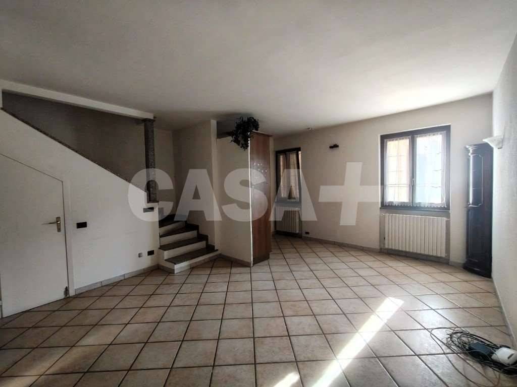 casa indipendente in vendita a Cuasso al Monte in zona Cavagnano
