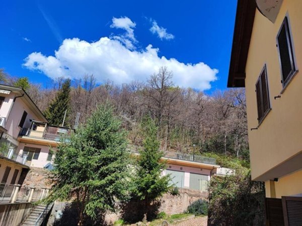 appartamento in vendita a Cuasso al Monte