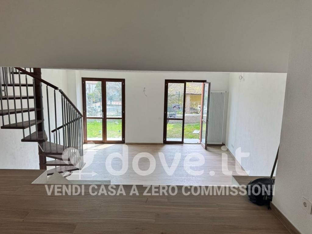 appartamento in vendita a Cuasso al Monte