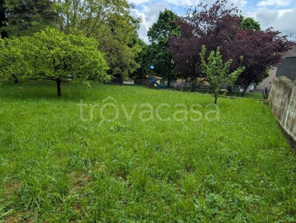 terreno edificabile in vendita a Cuasso al Monte