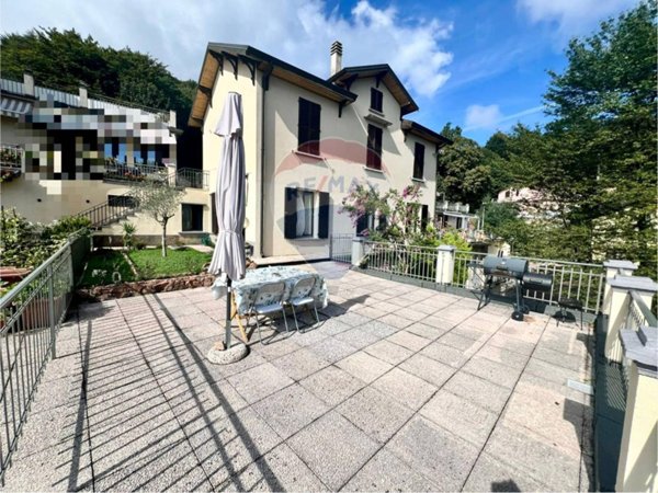 appartamento in vendita a Cuasso al Monte