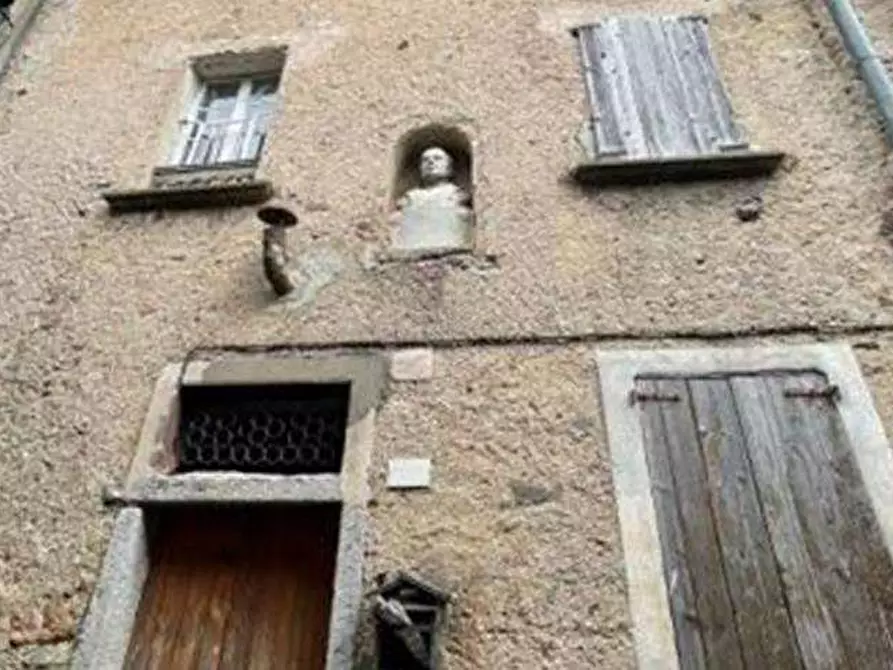 appartamento in vendita a Cuasso al Monte