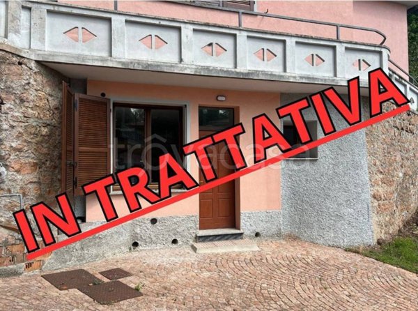 appartamento in vendita a Cuasso al Monte