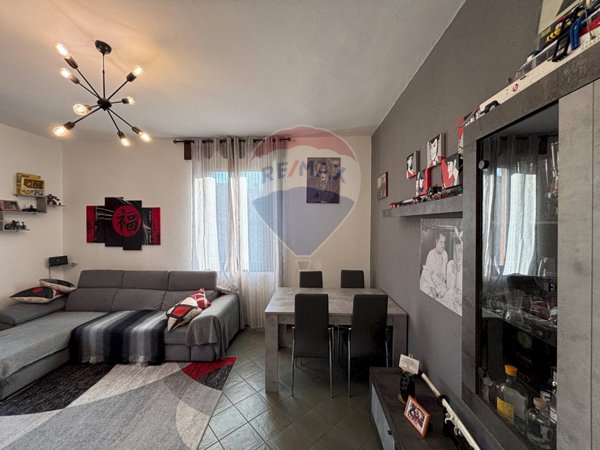 appartamento in vendita a Cuasso al Monte in zona Cuasso al Piano