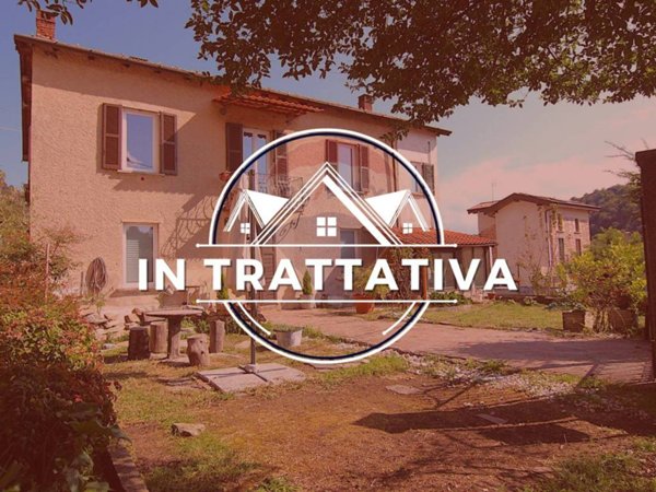 casa indipendente in vendita a Cuasso al Monte in zona Cavagnano
