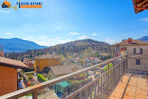 appartamento in vendita a Cuasso al Monte