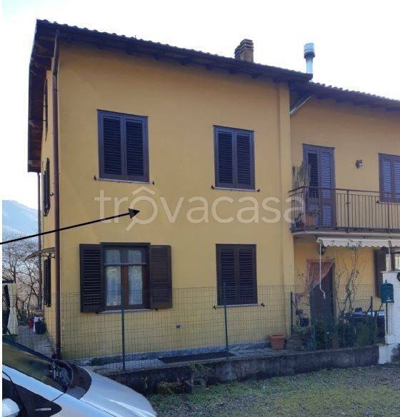 appartamento in vendita a Cuasso al Monte in zona Cuasso al Piano