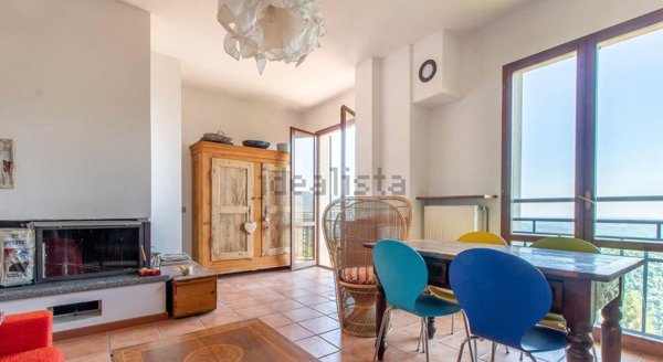 appartamento in vendita a Cuasso al Monte