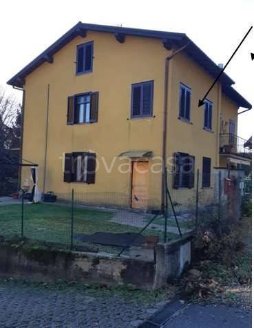 casa indipendente in vendita a Cuasso al Monte in zona Cuasso al Piano