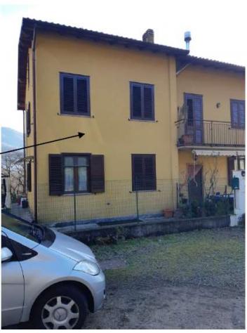 casa indipendente in vendita a Cuasso al Monte