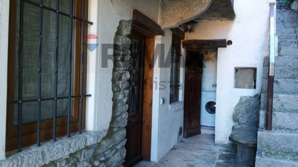 appartamento in vendita a Cuasso al Monte in zona Alpe Tedesco