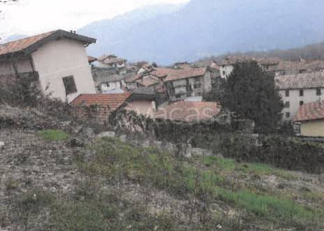 ufficio in vendita a Cuasso al Monte in zona Borgnana