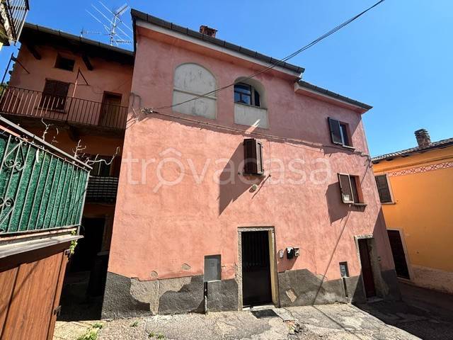 appartamento in vendita a Cuasso al Monte in zona Cavagnano