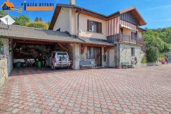 casa indipendente in vendita a Cugliate-Fabiasco