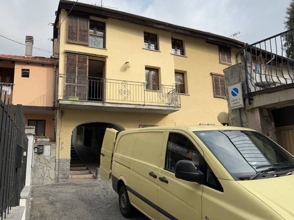 appartamento in vendita a Cugliate-Fabiasco