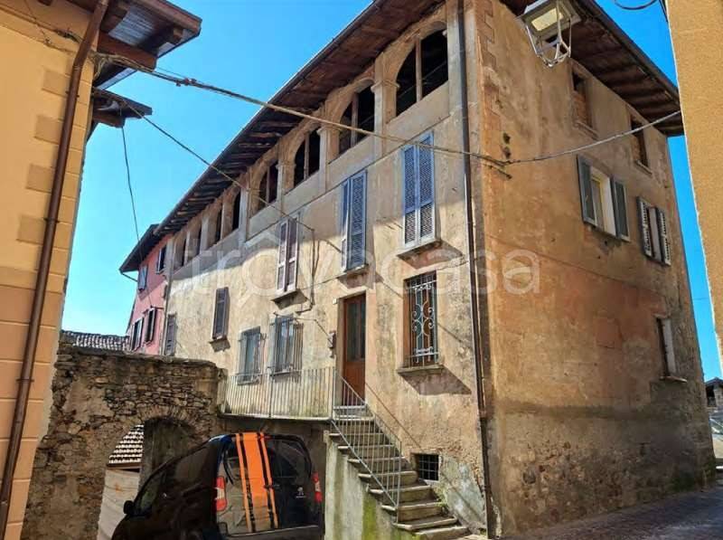 appartamento in vendita a Cugliate-Fabiasco