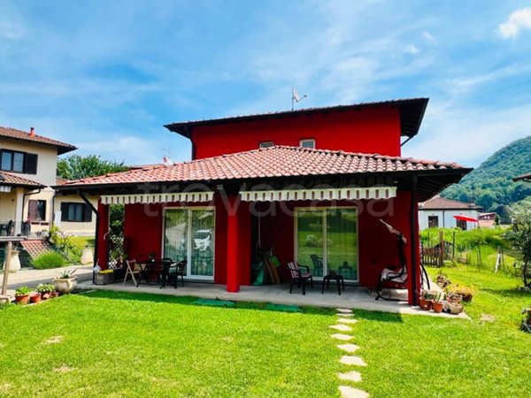 casa indipendente in vendita a Cugliate-Fabiasco