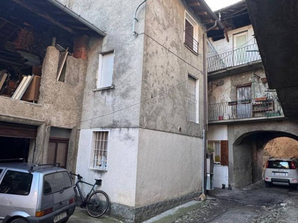appartamento in vendita a Cugliate-Fabiasco