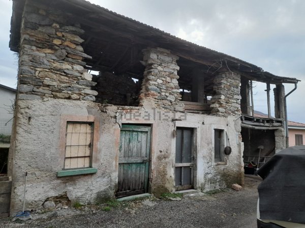 appartamento in vendita a Cugliate-Fabiasco