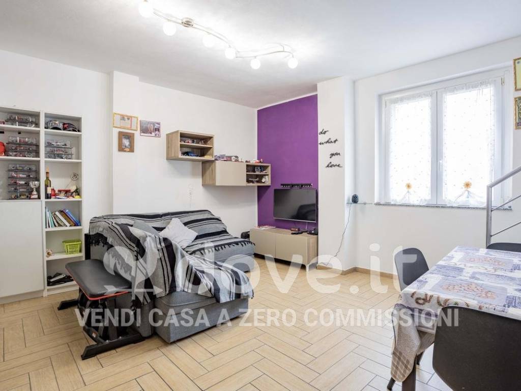 appartamento in vendita a Cunardo