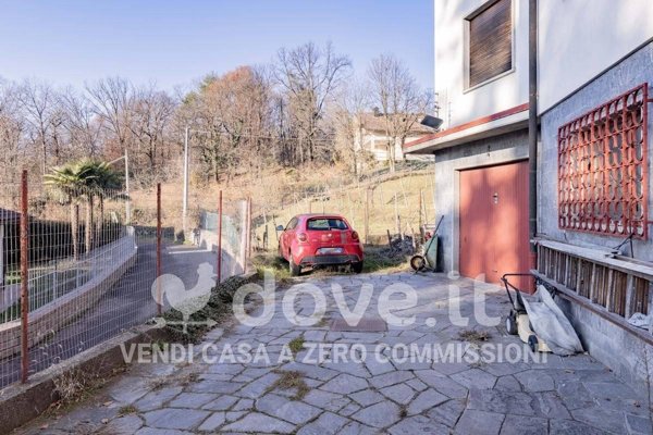 appartamento in vendita a Cunardo