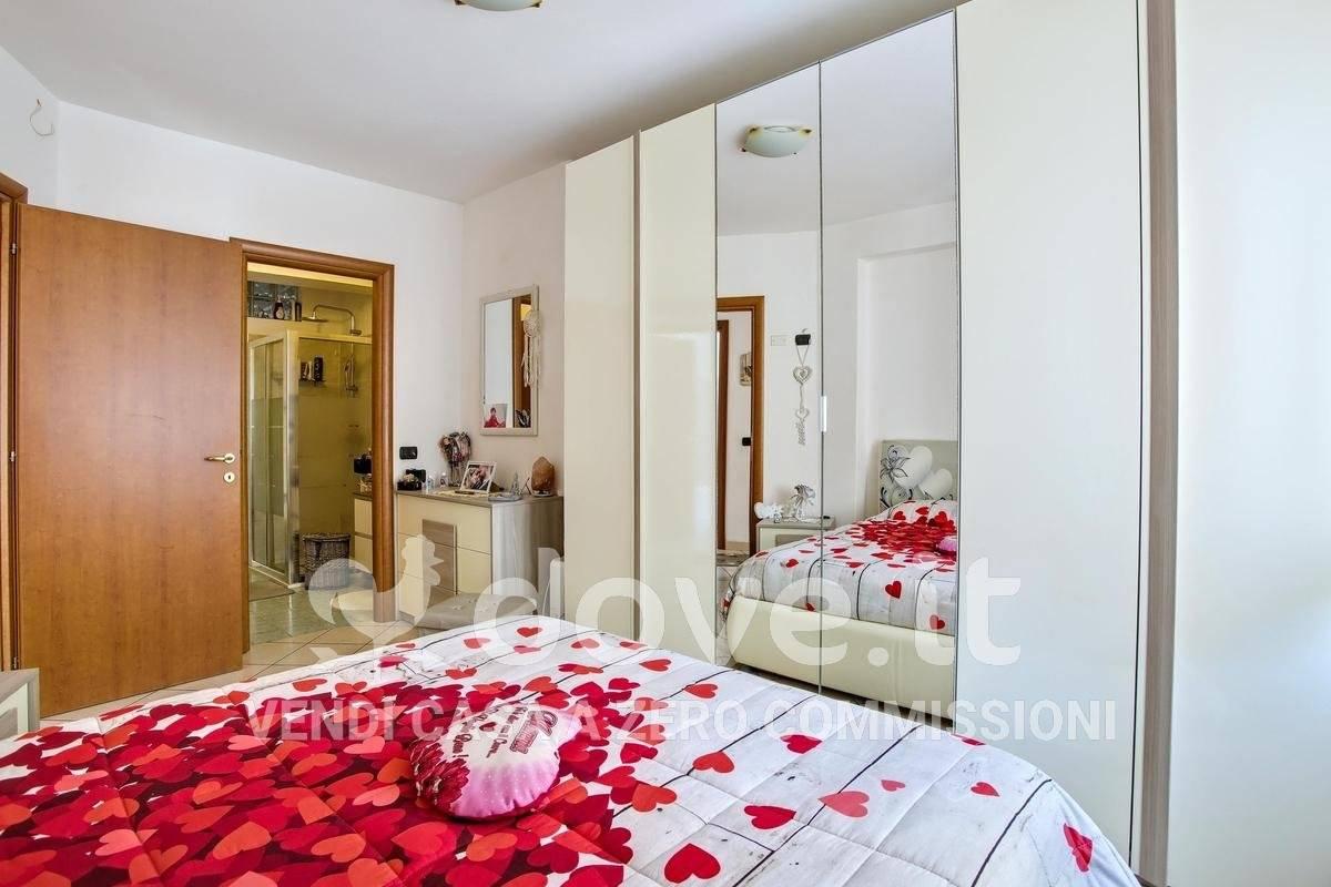 appartamento in vendita a Cunardo in zona Fornaci