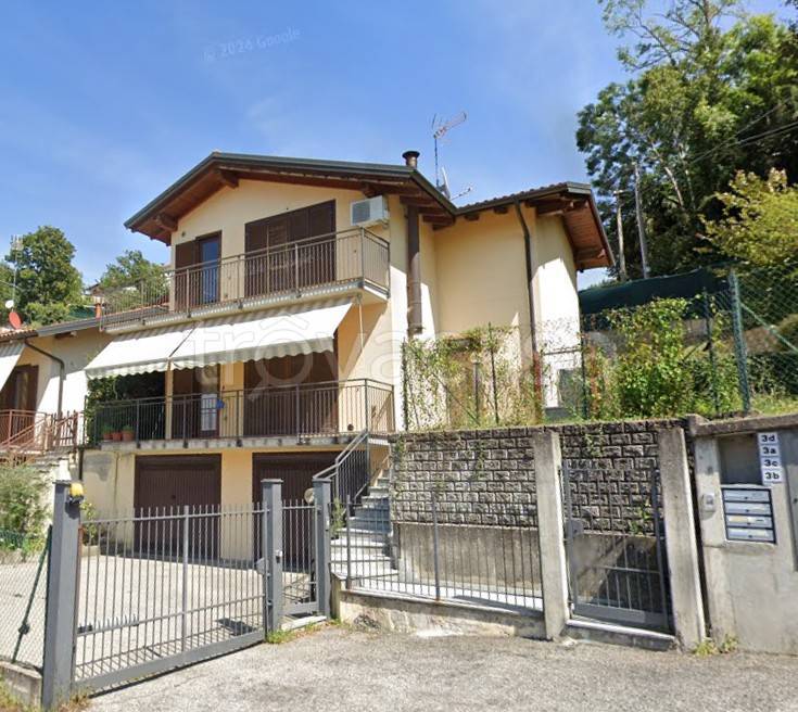 appartamento in vendita a Cunardo