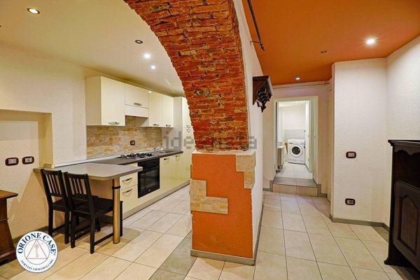 appartamento in vendita a Cunardo