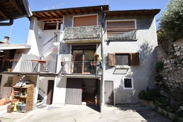 appartamento in vendita a Cunardo