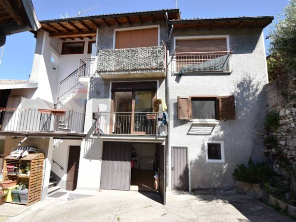 appartamento in vendita a Cunardo