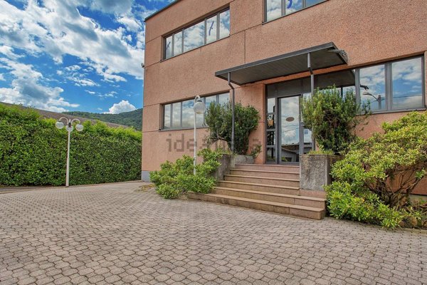loft in vendita a Cunardo