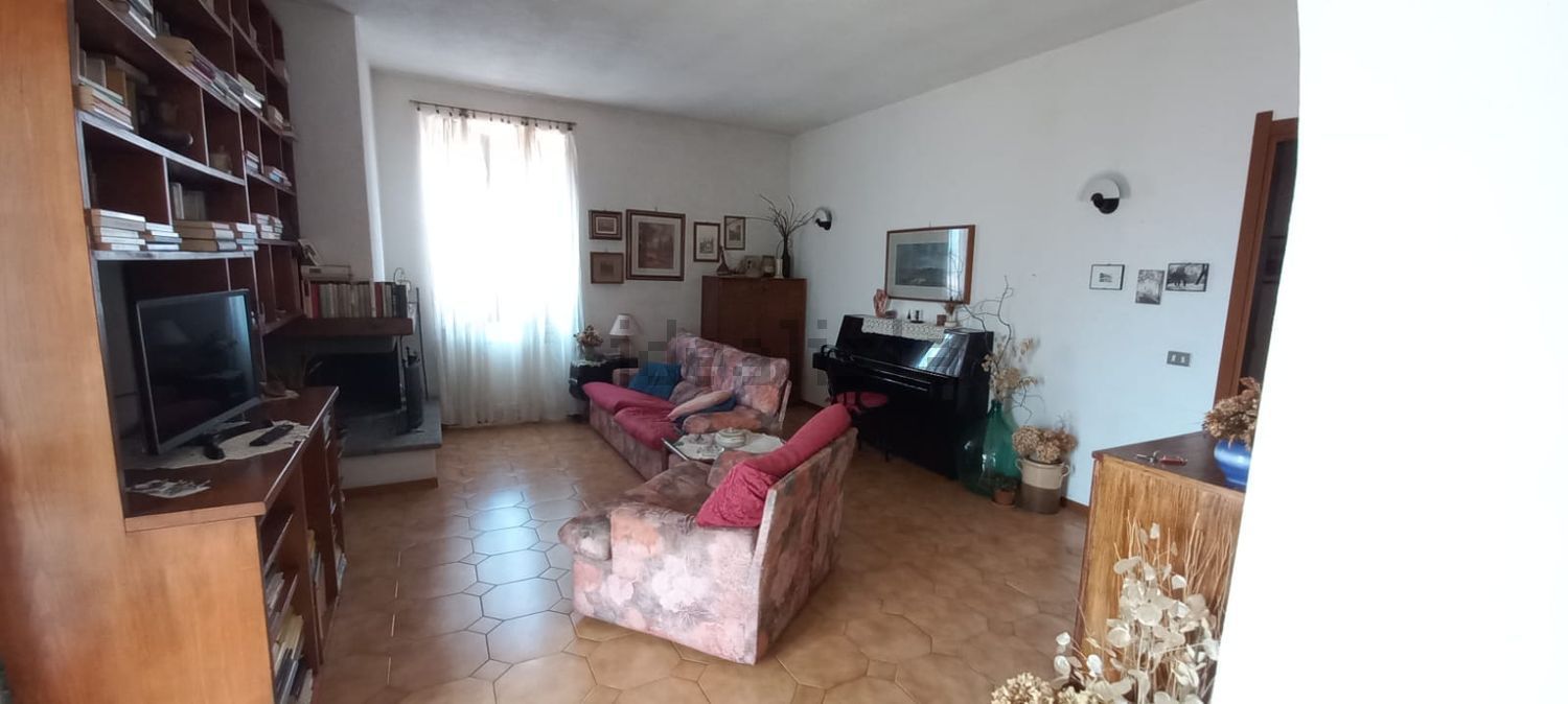 appartamento in vendita a Cunardo