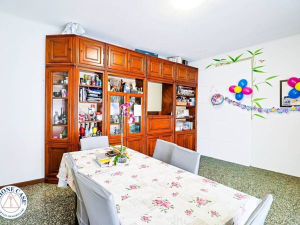 appartamento in vendita a Cunardo in zona Camartino