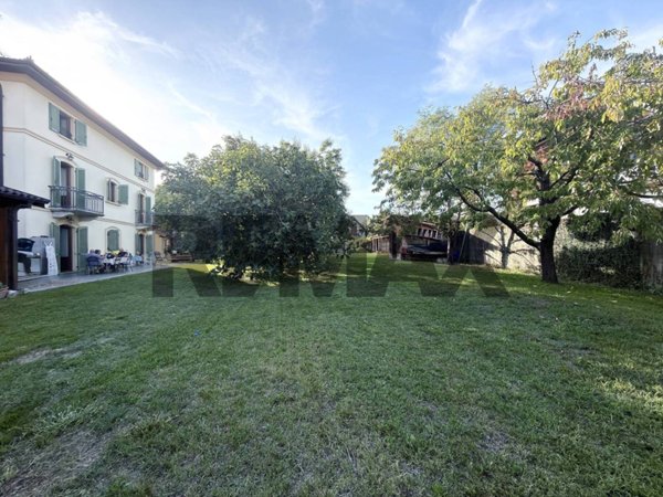 casa indipendente in vendita a Cunardo in zona Camartino