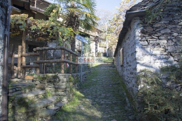 appartamento in vendita a Curiglia con Monteviasco in zona Piero