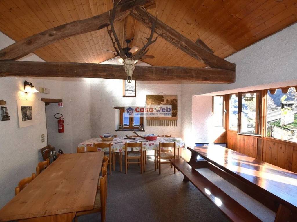 negozio in vendita a Curiglia con Monteviasco in zona Piero