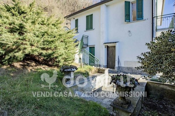 casa indipendente in vendita a Cuveglio