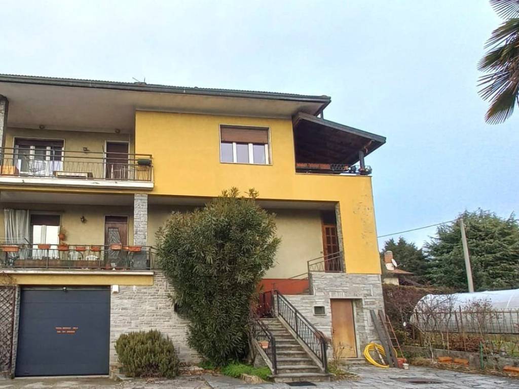 appartamento in vendita a Cuveglio
