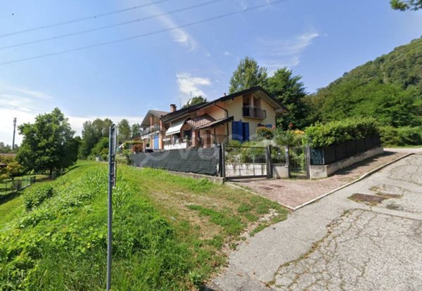 appartamento in vendita a Cuveglio