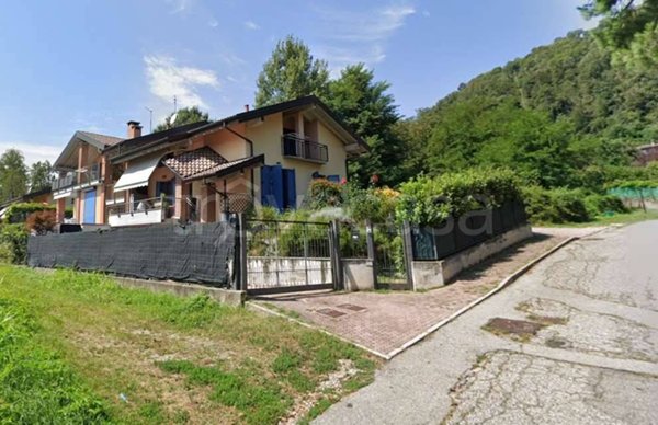 appartamento in vendita a Cuveglio