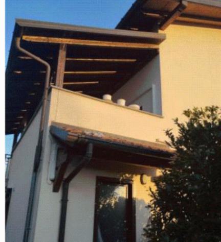 casa indipendente in vendita a Cuveglio